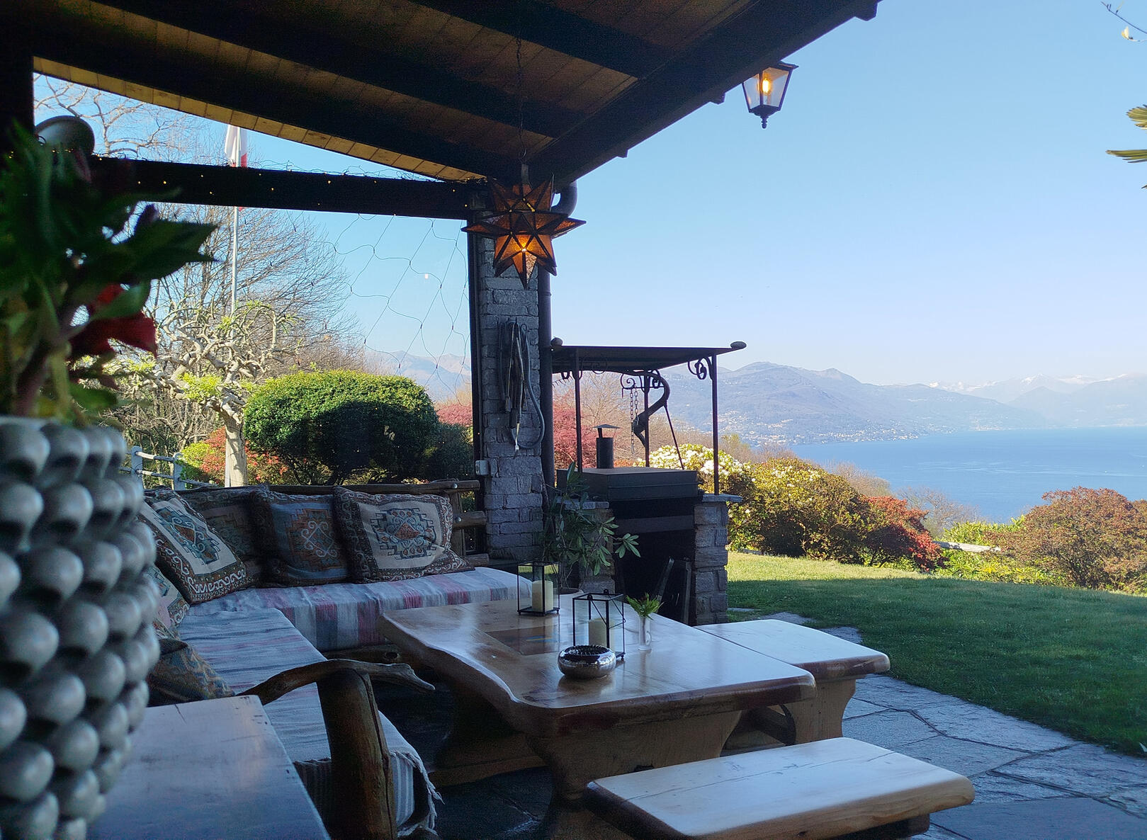 Lakeview lounge at Casa Gallo near Stresa